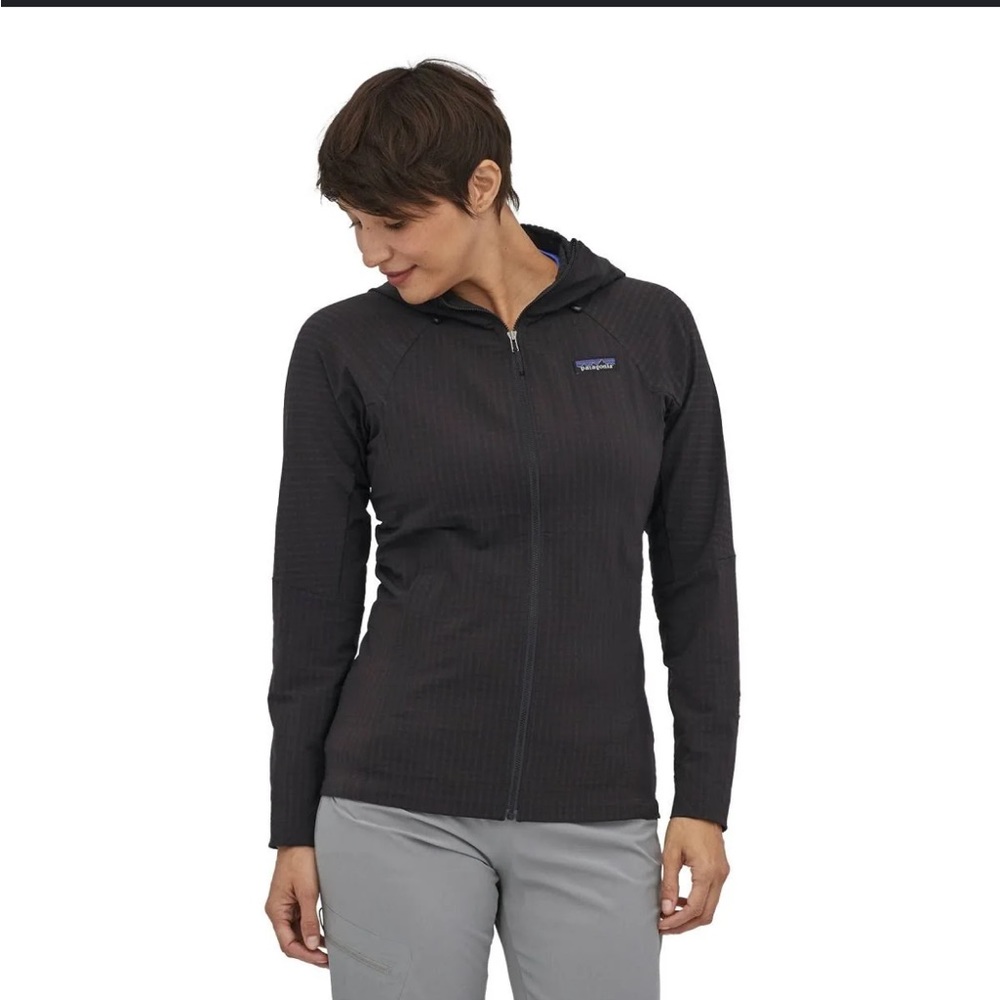 Patagonia Women’s lightweight hooded jacket